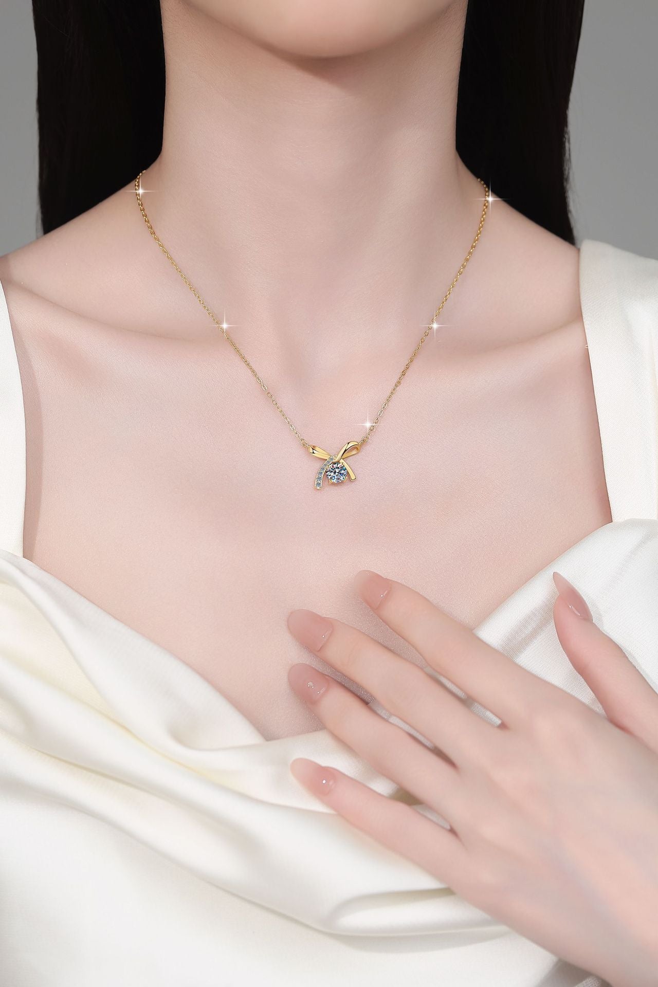 S925 Sterling Silver Necklace for Women with Bowknot Chain, High-end Fashion Jewelry Manufacturer, Moissanite Pendant Wholesale Cross-border