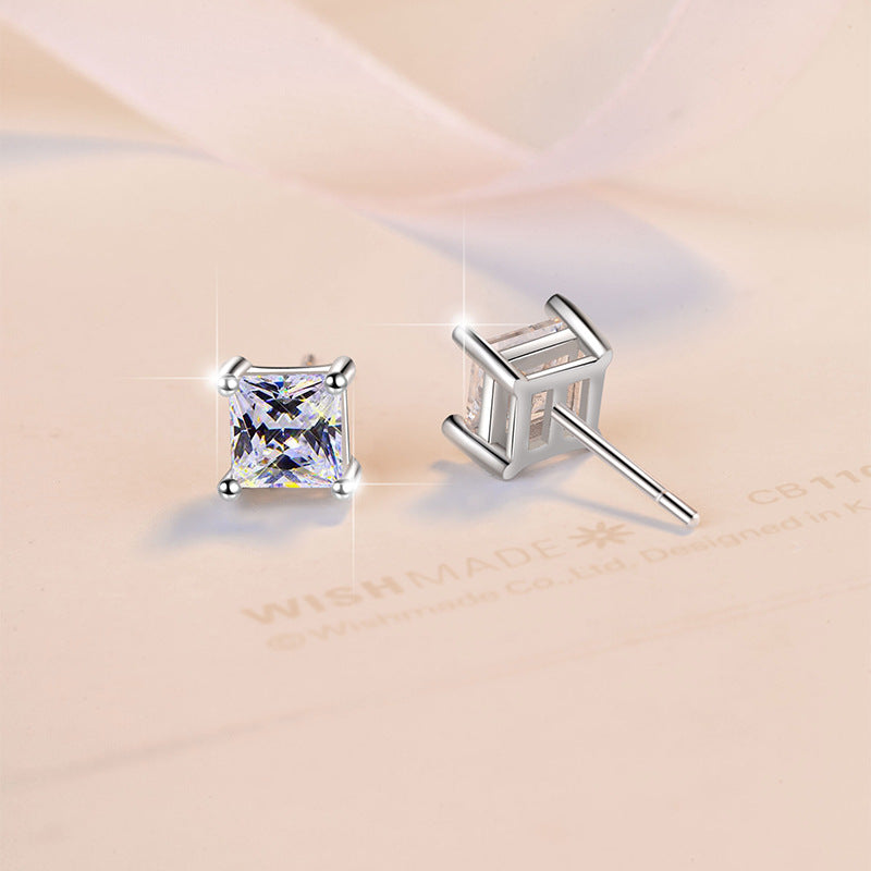 925 Sterling Silver Earrings for Women European and American Fashion Princess Square 1 Carat Moissanite Earrings