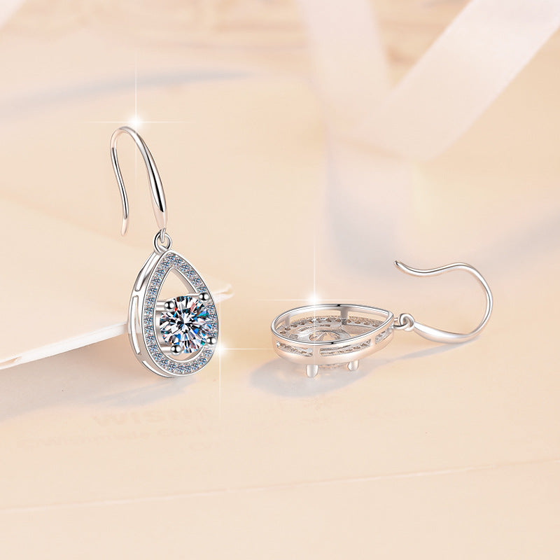 1 Carat Earrings with High-End Feel, Round Cut Moissanite 925 Silver Stud Earrings for Women