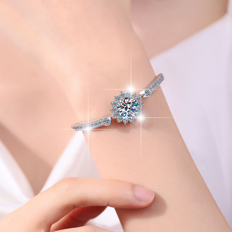 925 Sterling Silver Bracelet European and American Popular Sunflower 5 Carat Moissanite Jewelry