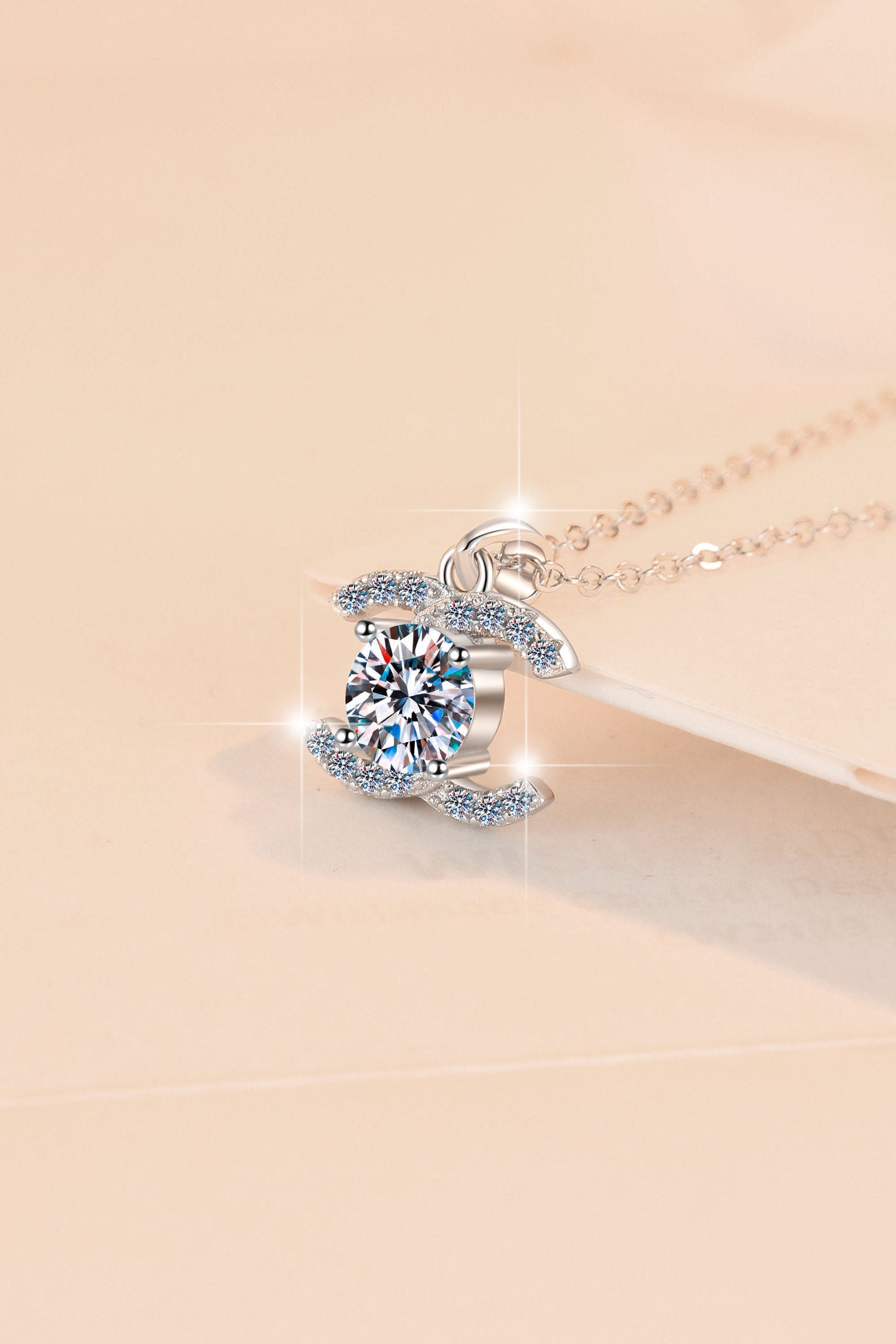 S925 Silver Moissanite Pendant Clavicle Chain Fashion Versatile Jewelry  High-End Pure Silver Necklace