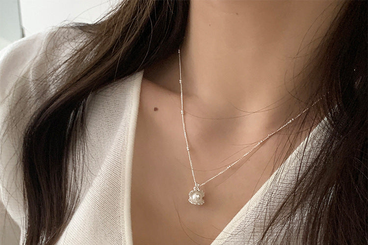 Pearl Shell Necklace for Women, Light Luxury