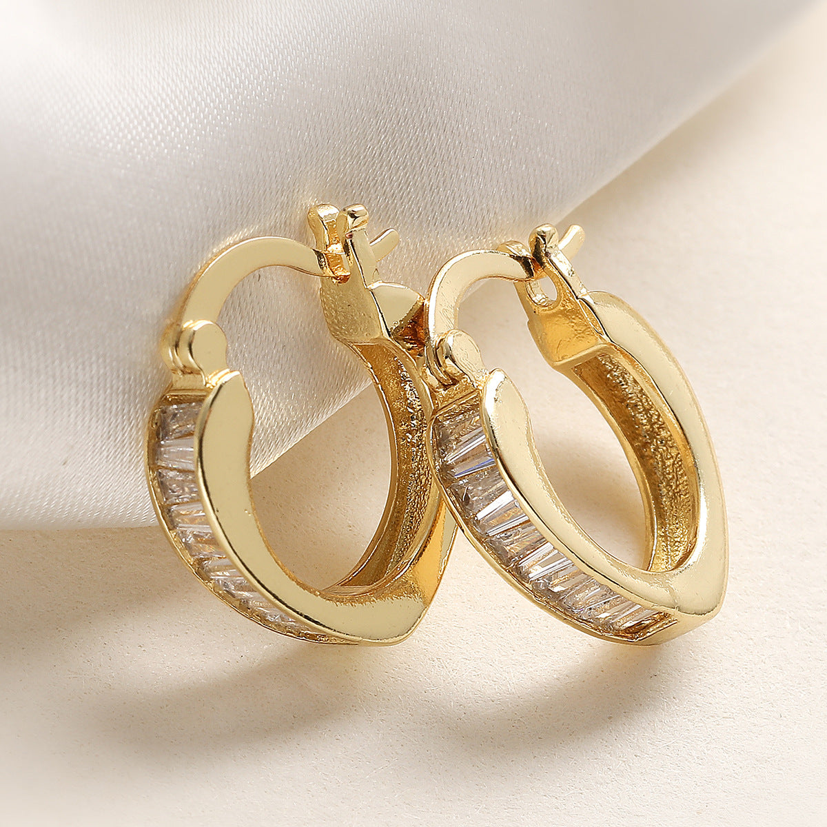 18K Gold Plated Copper Zircon Earrings for Women INS Internet Celebrity Personality Versatile Earrings New