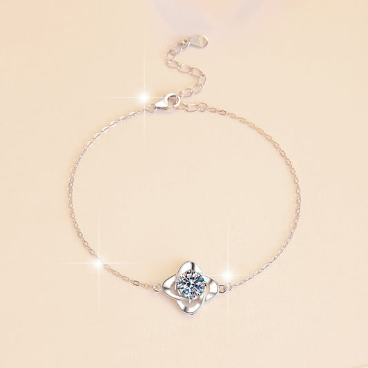 925 Sterling Silver Bracelet Lucky Four-Leaf Clover Niche Design Simple Korean Version Fine Craftsmanship Texture 1 Carat Moissanite