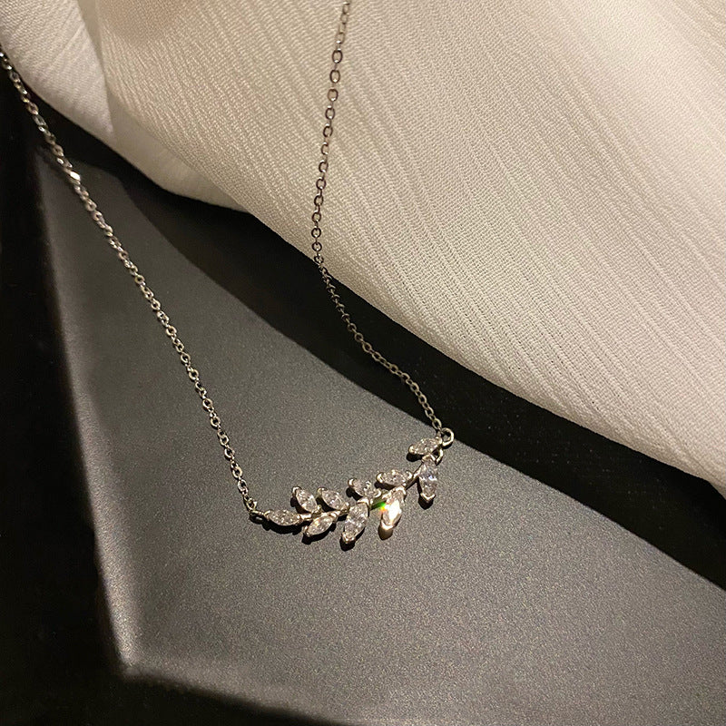 Leaf Sparkling Diamond Wheat Spike Necklace for Women