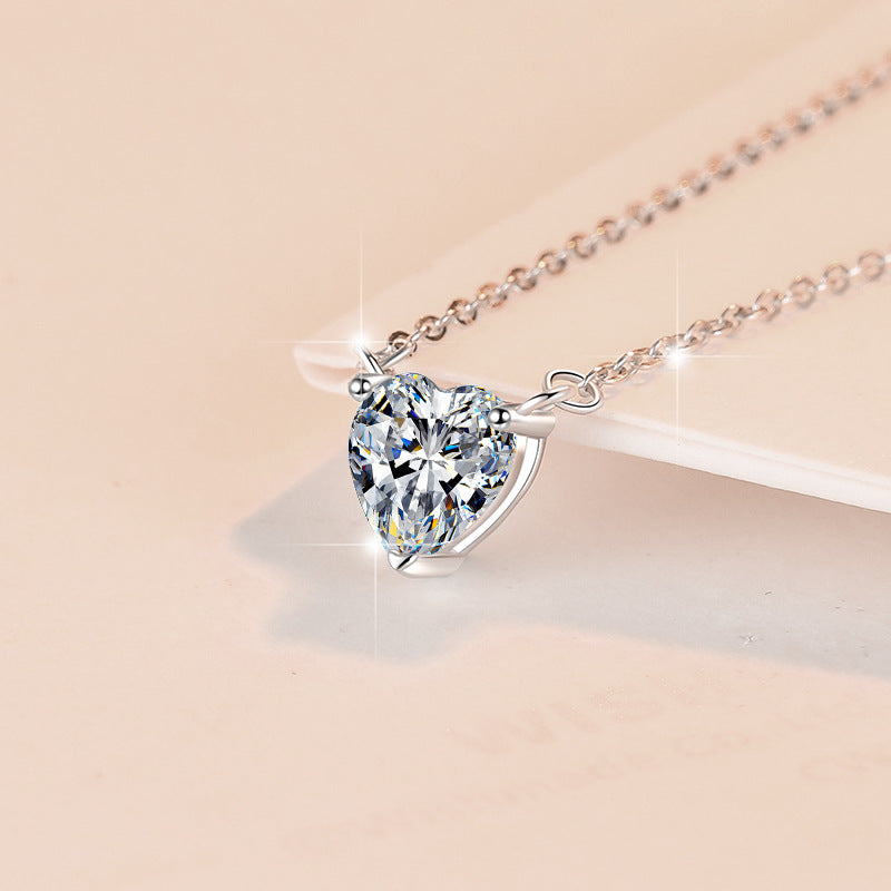 Sterling Silver Women's Necklace Heart-shaped Moissanite 1CT Carat Pendant Fashion Korean