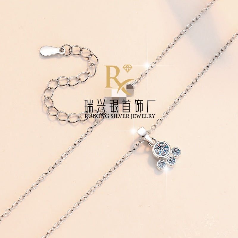 S925 Sterling Silver Necklace Cute Sweet Bear Paw Moissanite Pendant Full Moissanite Fashion Jewelry Wholesale