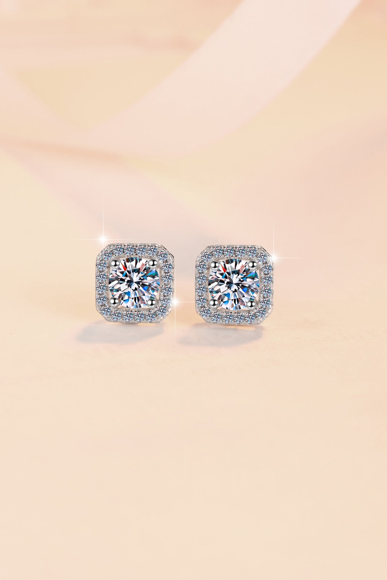 Screw Earrings s925Sterling Silver Earrings Square Classic Women's Light Luxury Fashion High-end Moissanite