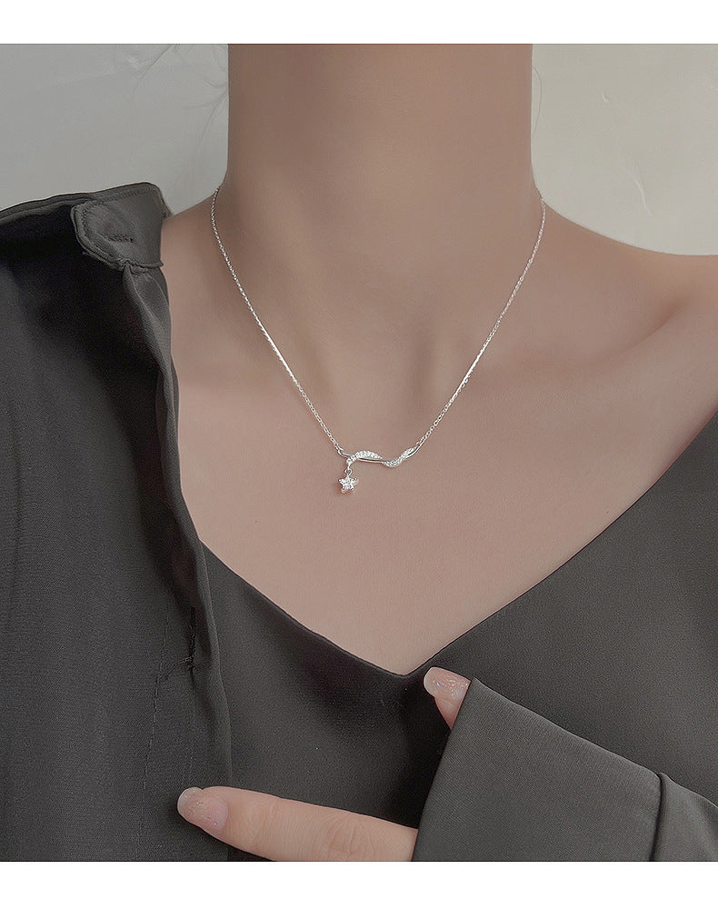 Twisted Pentagram Necklace for Women Fashionable