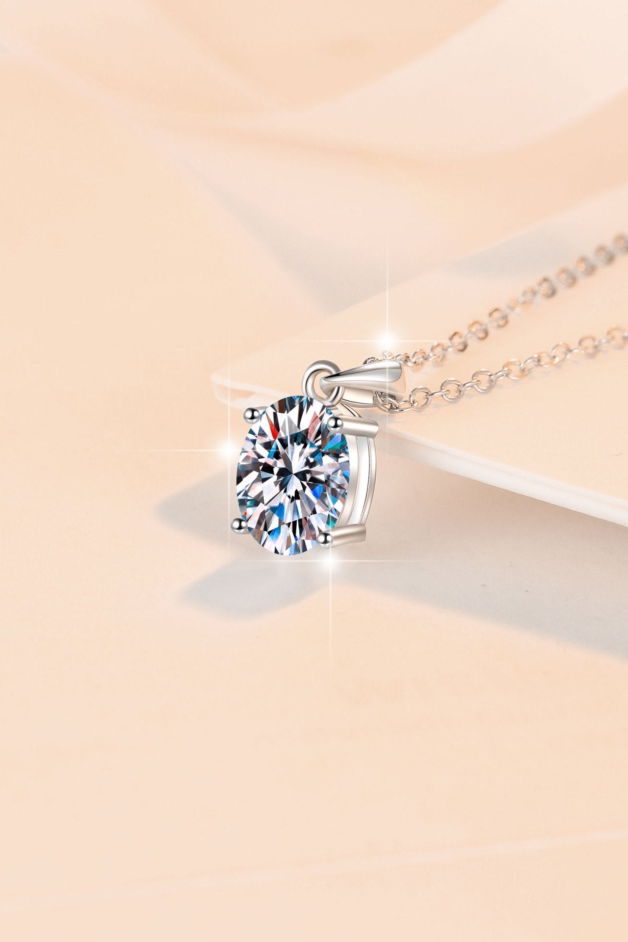 s925Silver Necklace Oval Egg Shape Moissanite Pendant Fashion Minimalist Pure Silver Collarbone Chain for Women Wholesale