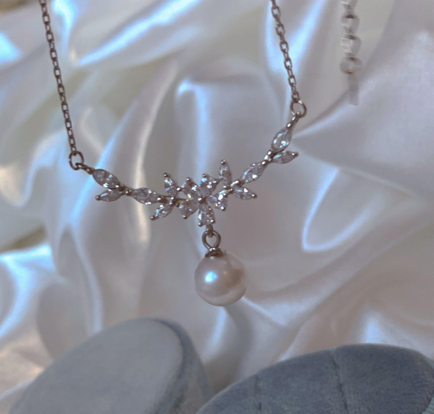 Zircon Flower Branch Pearl Necklace for Women
