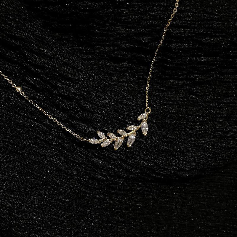 Leaf Sparkling Diamond Wheat Spike Necklace for Women