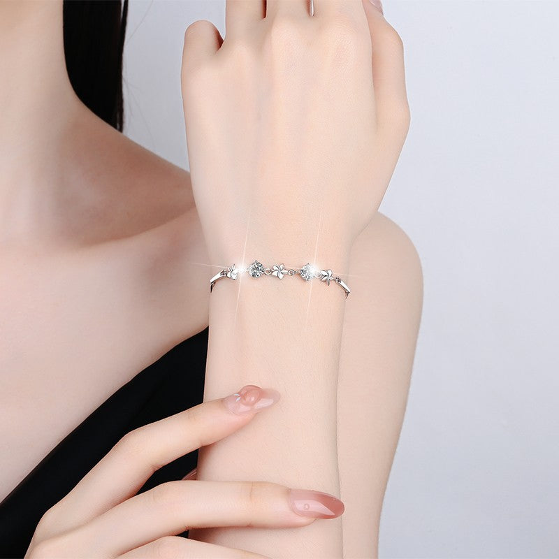 S925 Sterling Silver Bracelet Small Lucky Five-Leaf Clover Fashion Women's Jewelry Manufacturer Wholesale Cross-Border Moissanite Bracelet