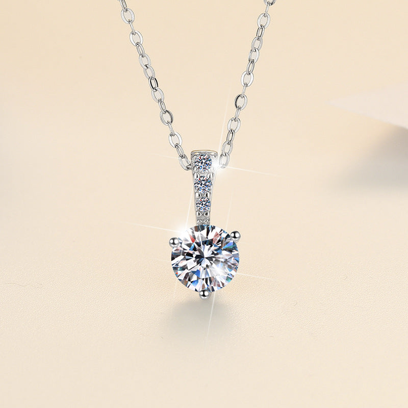 Live Cross-Border Hot-Selling Moissanite Necklace Elegant Versatile Light Luxury High-End Feel Women's S925 Sterling Silver Collarbone Chain