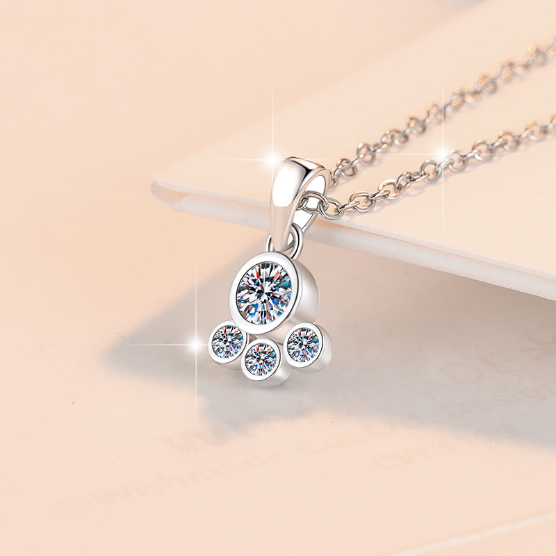 S925 Sterling Silver Necklace Cute Sweet Bear Paw Moissanite Pendant Full Moissanite Fashion Jewelry Wholesale