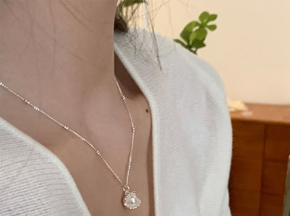 Pearl Shell Necklace for Women, Light Luxury
