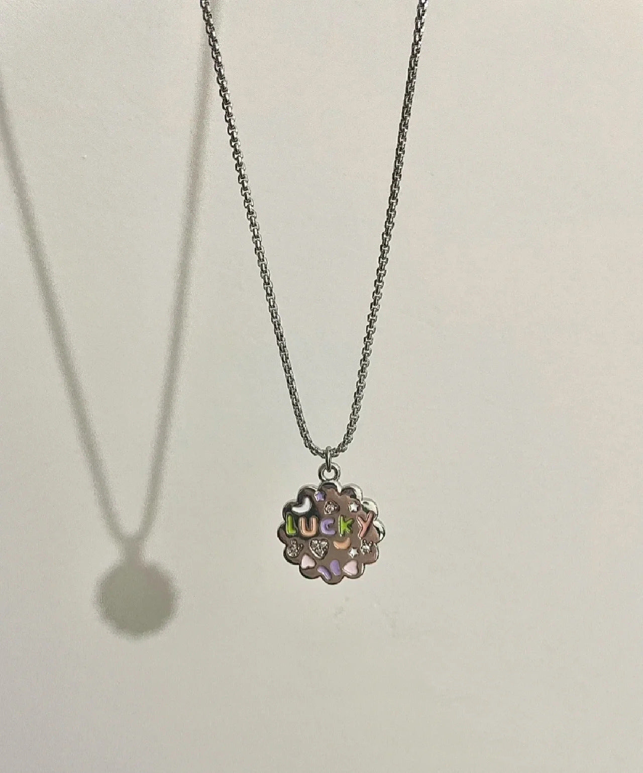 Lucky Flower Letter Lucky Necklace for Women Chain Pendant Wholesale