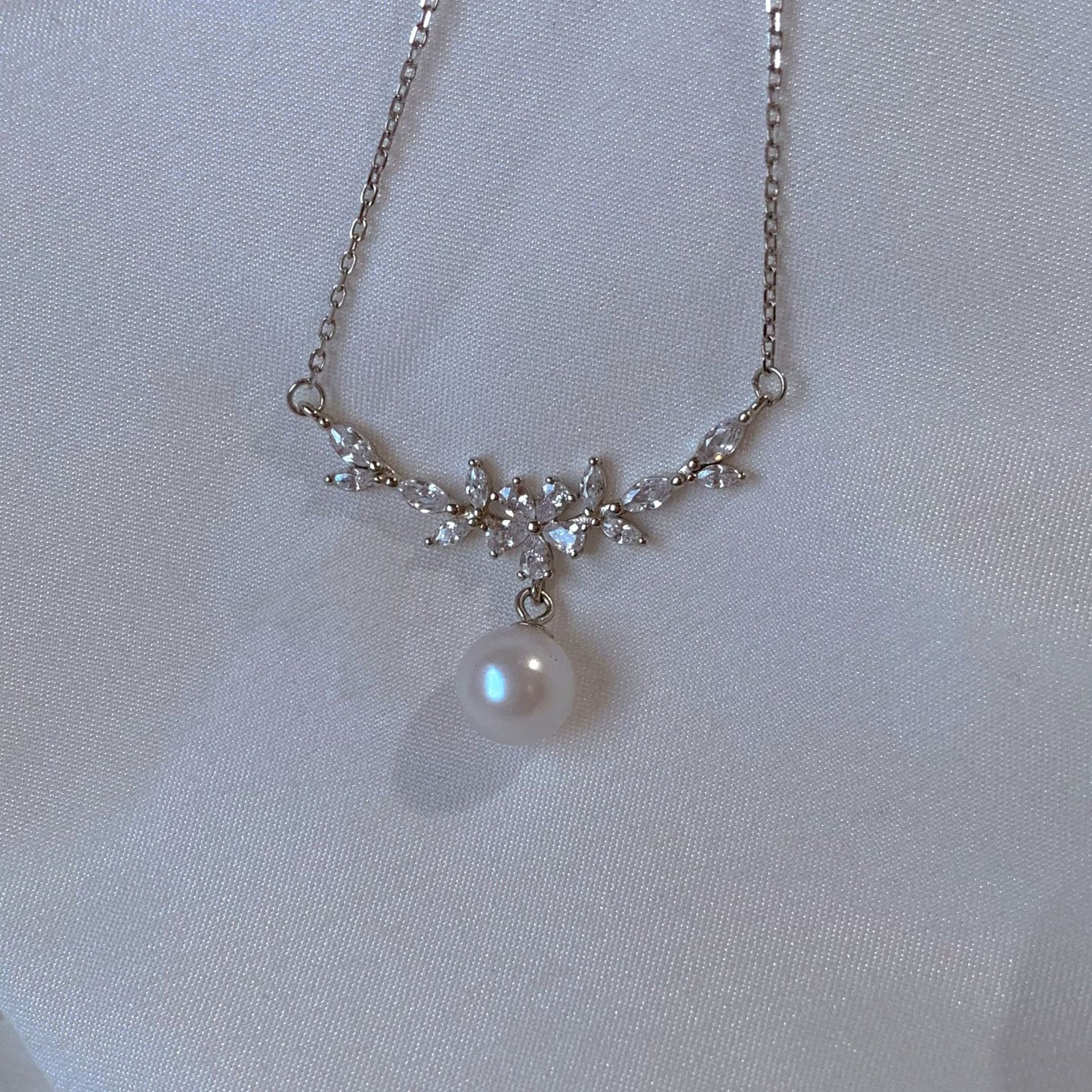 Zircon Flower Branch Pearl Necklace for Women