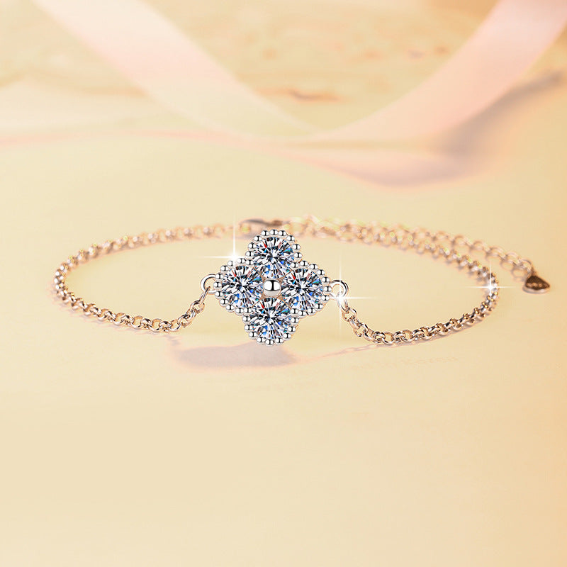 Four-leaf Clover Bracelet Korean Fashion European and American Hot-selling Moissanite Jewelry High-end S925 Silver Jewelry Wholesale Cross-border