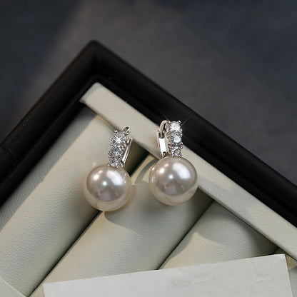 Three Diamond Pearl Earrings for Women Fashionable