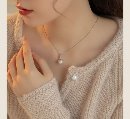 Long Strip Sparkling Diamond Pearl Necklace for Women