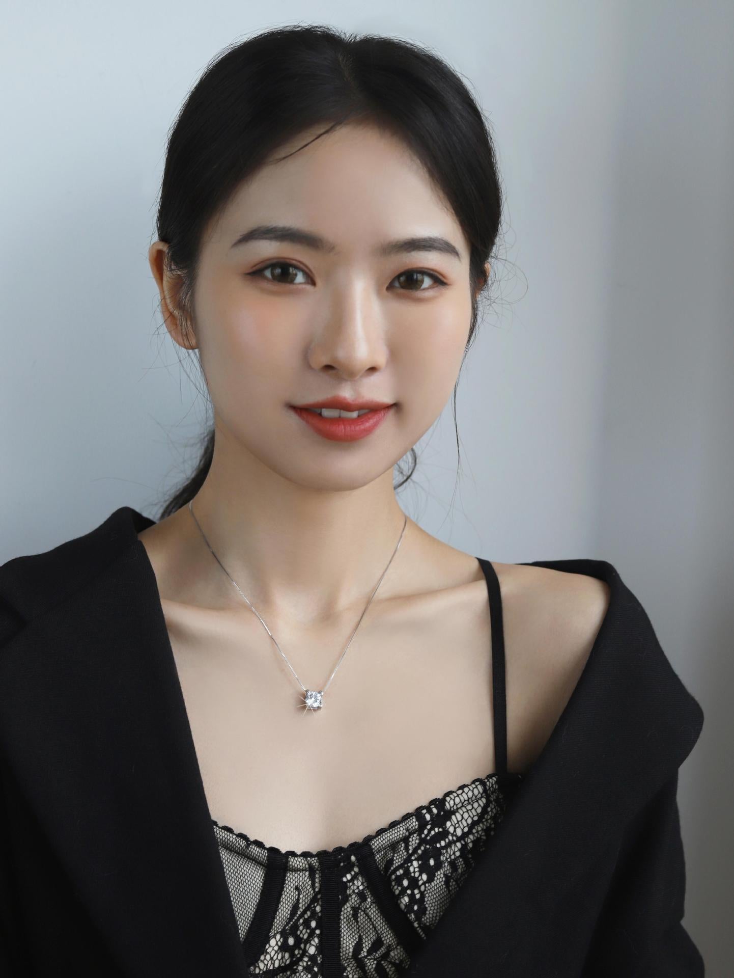 S925 Sterling Silver Women's Necklace Moissanite Bull Head Vintage Pendant GRA Hot Sale Ins Jewelry Wholesale Rococo Style