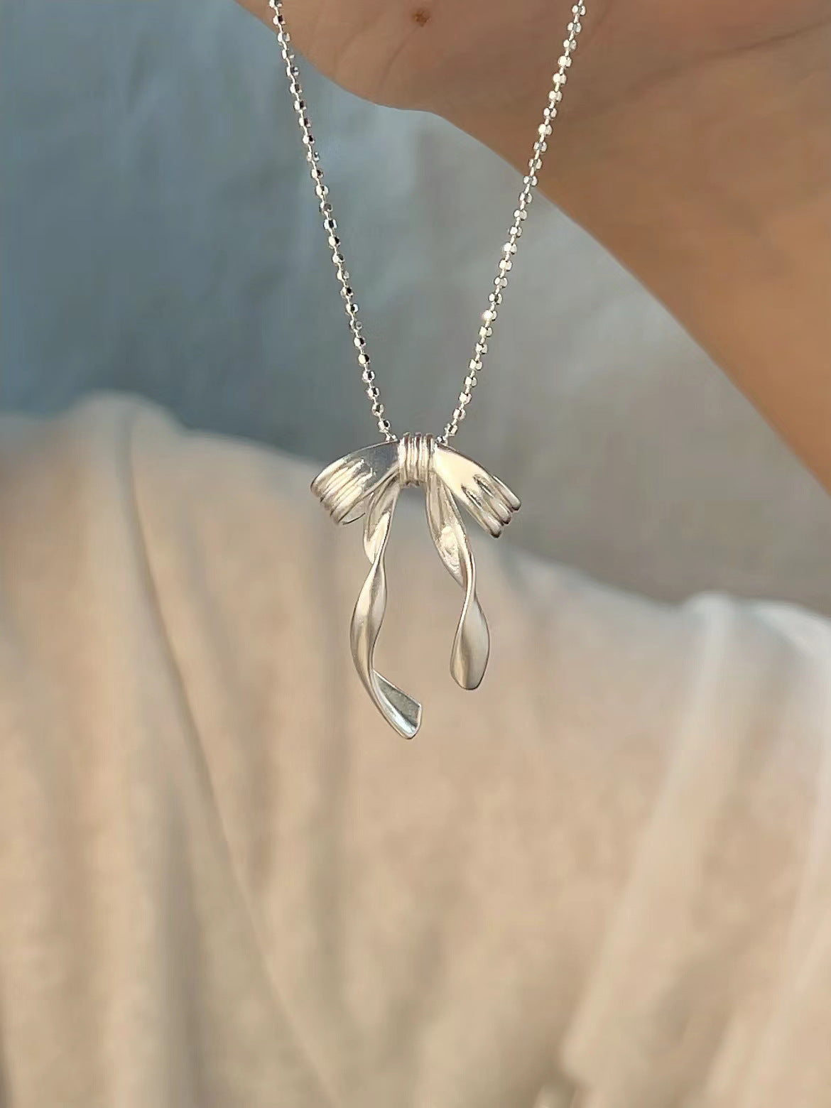 Ballet Style Bow Necklace for Women Fashion Niche Design