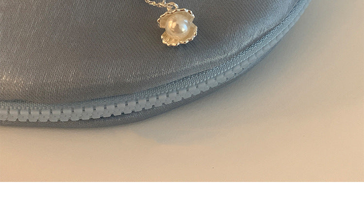 Pearl Shell Necklace for Women, Light Luxury