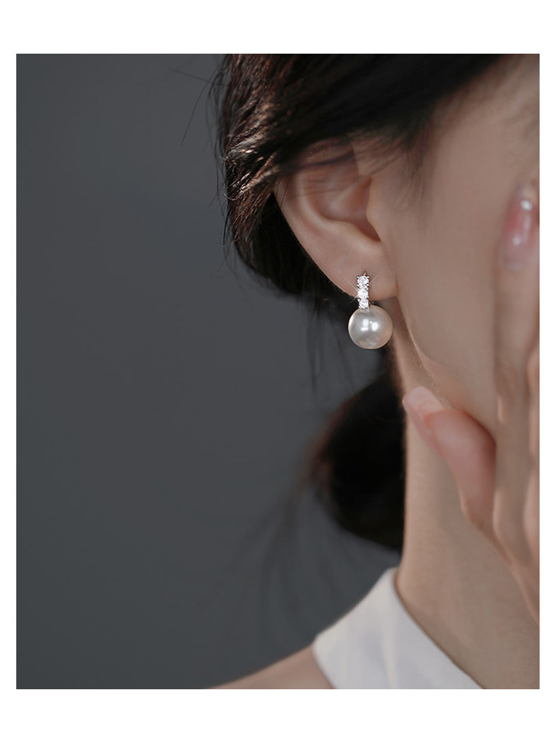 Three Diamond Pearl Earrings for Women Fashionable