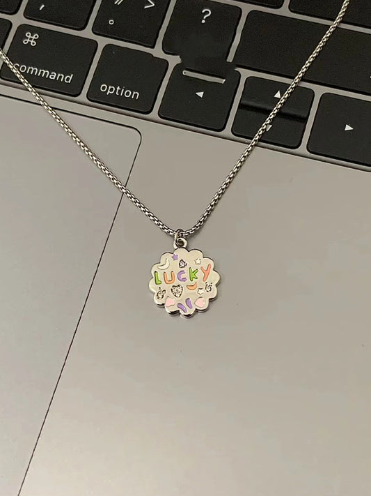 Lucky Flower Letter Lucky Necklace for Women Chain Pendant Wholesale