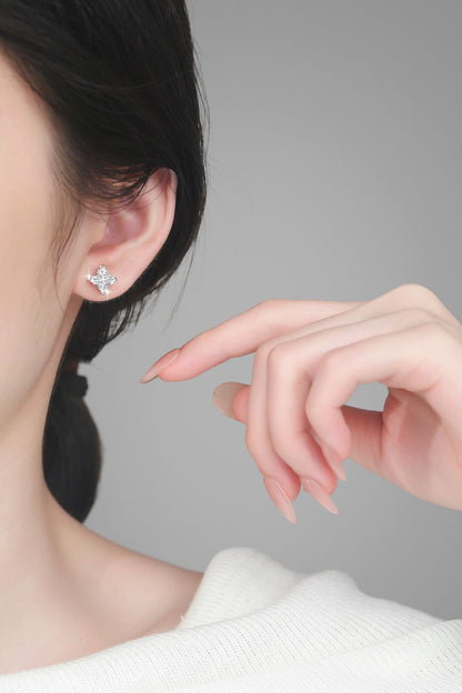 Four-leaf Clover Earrings High-end Sense of Flower-shaped Irregular lv Star Moissanite Earrings s925 Sterling Silver Ear Jewelry