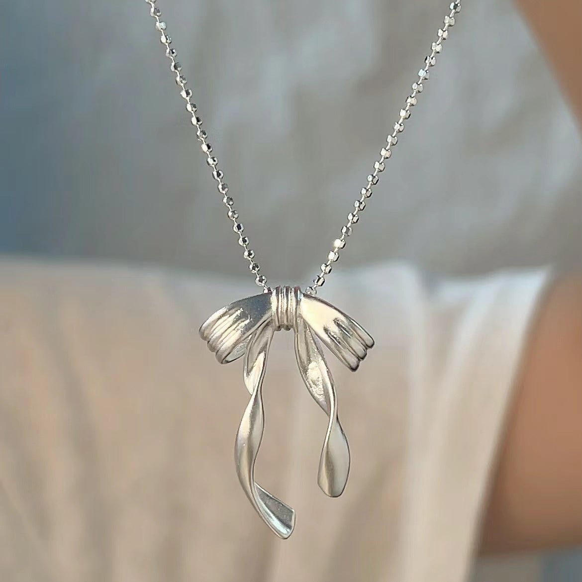 Ballet Style Bow Necklace for Women Fashion Niche Design