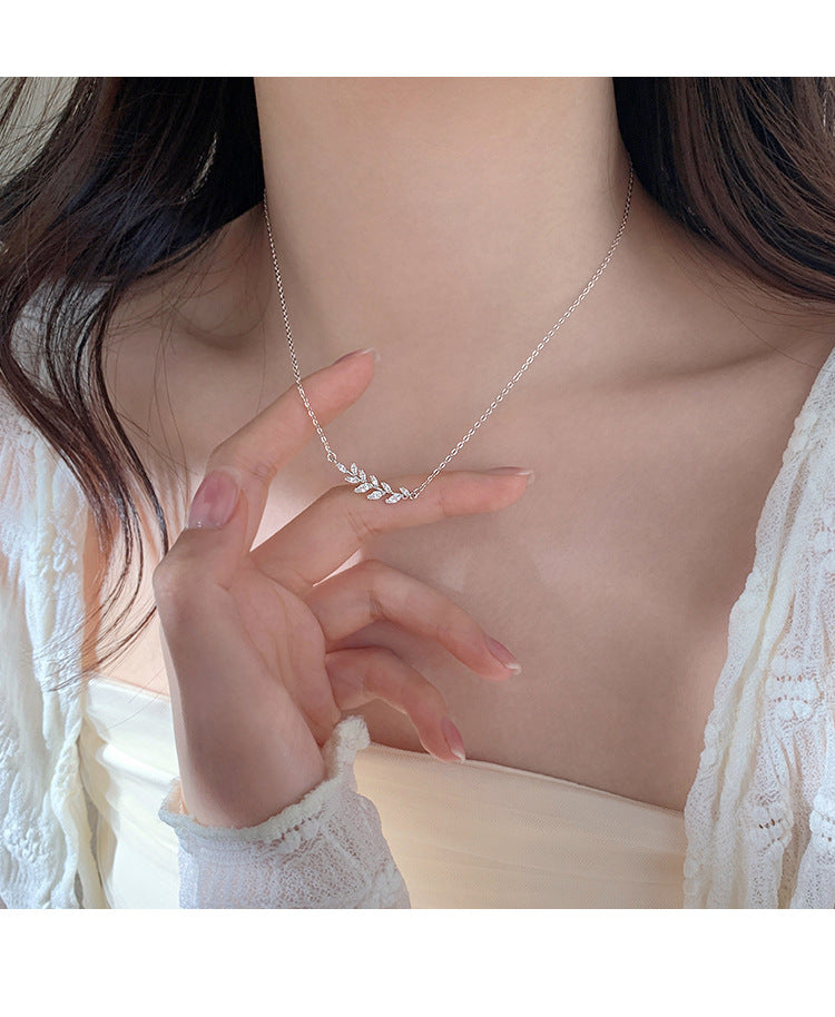 Leaf Sparkling Diamond Wheat Spike Necklace for Women
