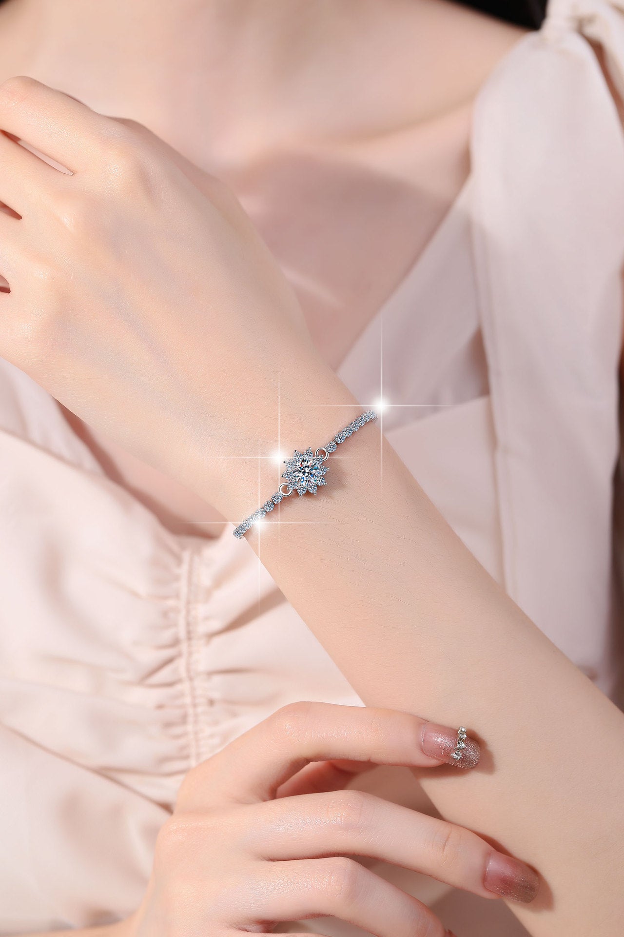 S925 Sterling Silver Bracelet Korean Version Light Luxury Fashion Personality Jewelry Manufacturer Cross-Border Sunflower Moissanite Jewelry Wholesale