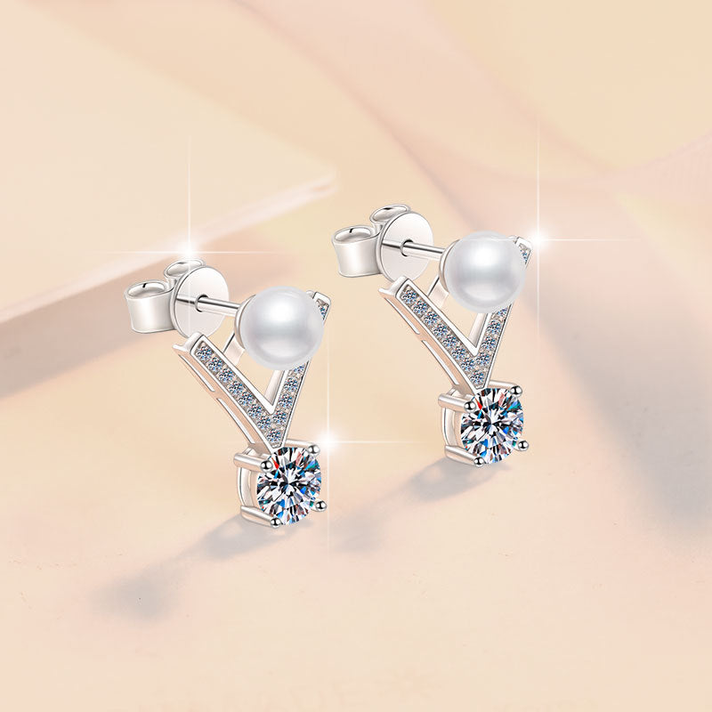 Sterling Silver Earrings V-Shaped Freshwater Pearl Earrings Inlaid with D Color Moissanite Elegant Light Luxury Women's Fashion Earrings