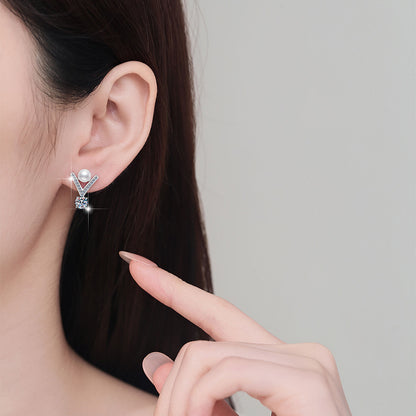 Sterling Silver Earrings V-Shaped Freshwater Pearl Earrings Inlaid with D Color Moissanite Elegant Light Luxury Women's Fashion Earrings