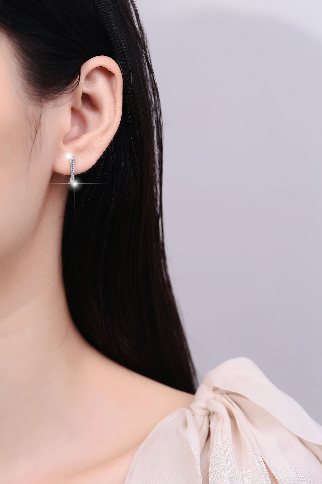 S925 Sterling Silver Earrings Ear Jewelry Ear Clips Round Geometric Simple Fashion Moissanite Jewelry Stud Earrings for Women