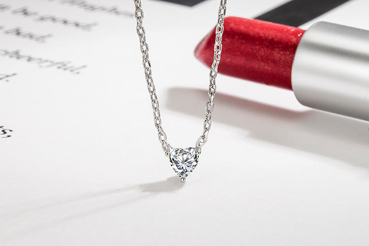 Single Diamond Heart Necklace for Women Student Hear