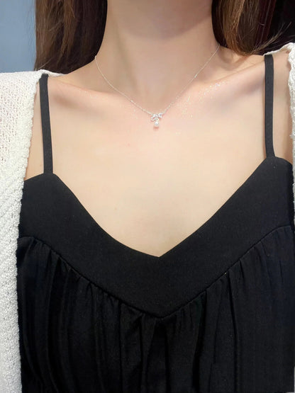 Pearl Bow Necklace for Women Fashionable Chain
