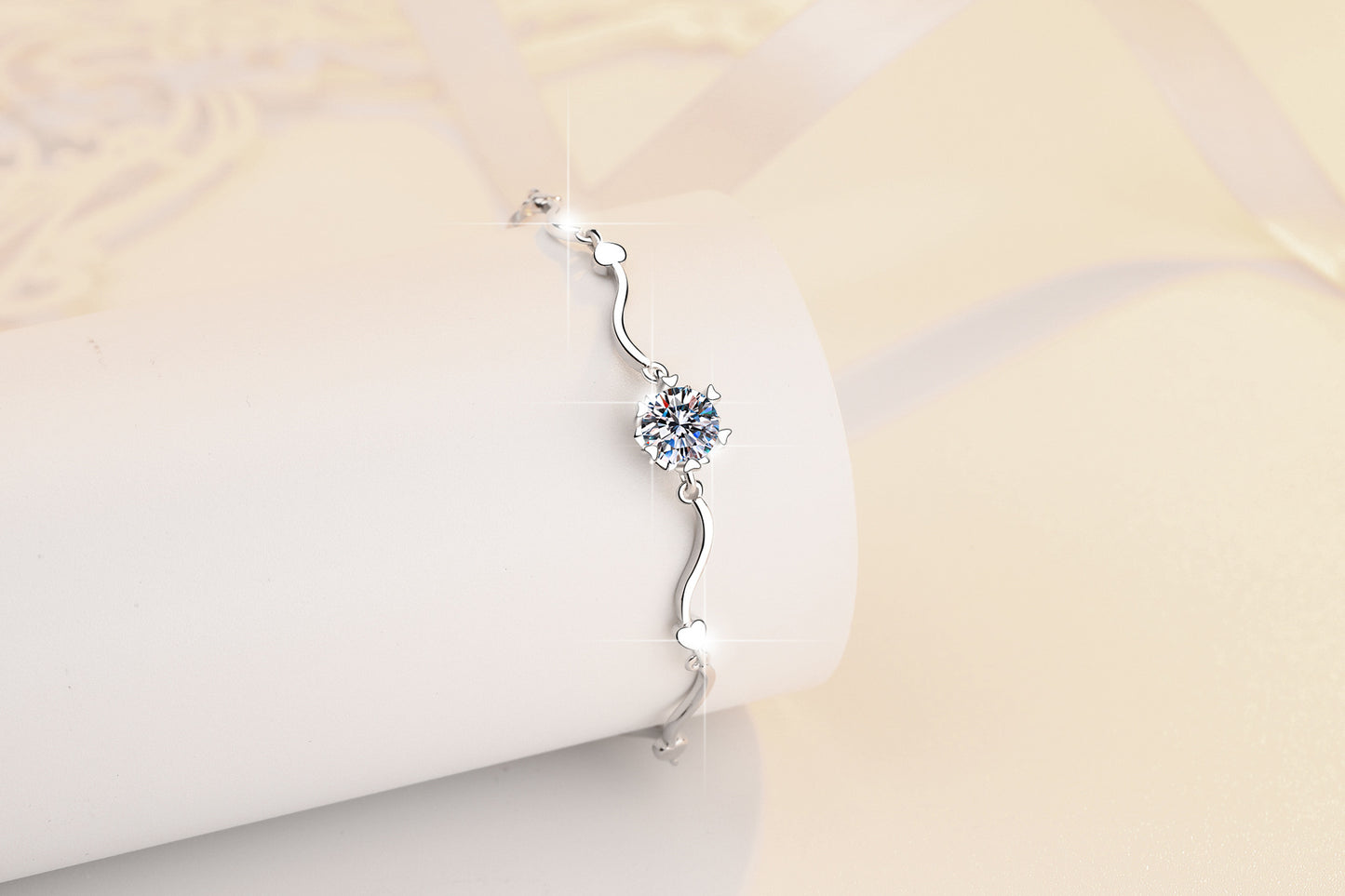 Manufacturer Wholesale S925 Sterling Silver Bracelet Snowflake Simple Women's Bracelet Fashion D Color 1 Carat Moissanite Jewelry Cross-Border