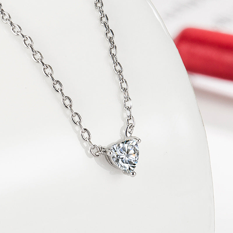Single Diamond Heart Necklace for Women Student Hear