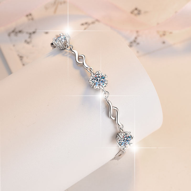 S925 Sterling Silver Bracelet for Women Fashionable High-end Six-claw Snowflake Pendant Korean Style Bangle