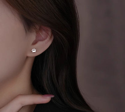 S925 Sterling Silver Needle Small Cat Paw Earrings for Women