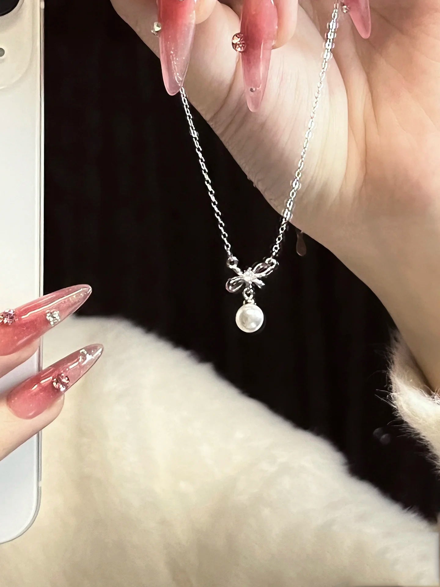 Pearl Bow Necklace for Women Fashionable Chain