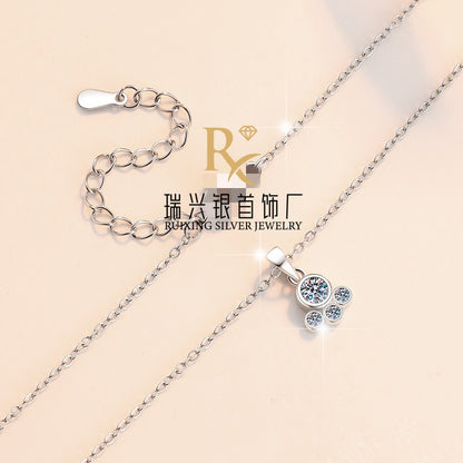 S925 Sterling Silver Necklace Cute Sweet Bear Paw Moissanite Pendant Full Moissanite Fashion Jewelry Wholesale