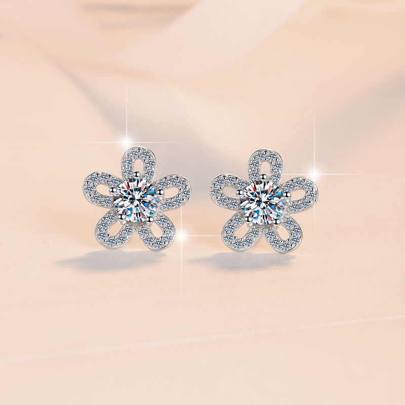S925 Sterling Silver Earrings Floral Five-Leaf Clover Micro Pave Niche Design High-End Moissanite Women's Earrings