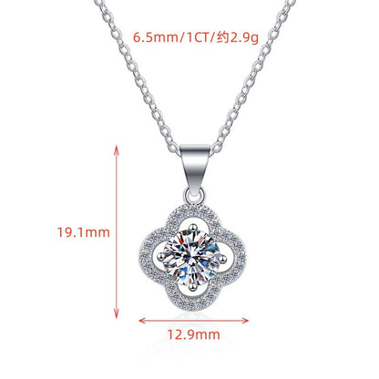Source 925 Sterling Silver Clavicle Chain Women's Four-Leaf Clover Fashion 1 Carat Moissanite Pendant Necklace