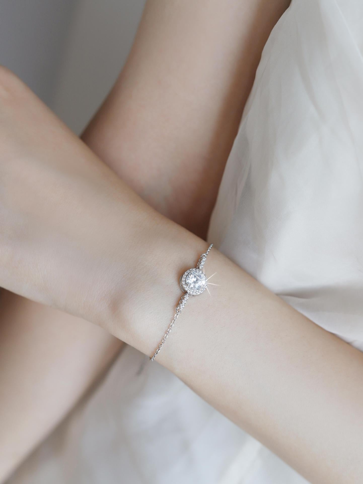 Korean Version S925 Sterling Silver Bracelet Plated PT950 Simple Fashion 1 Carat Moissanite Jewelry