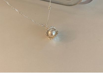 Pearl Shell Necklace for Women, Light Luxury