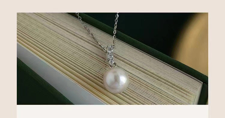 Long Strip Sparkling Diamond Pearl Necklace for Women